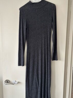 🩶Ribbed Long-Sleeve Mock Neck Midi Dress in Charcoal
